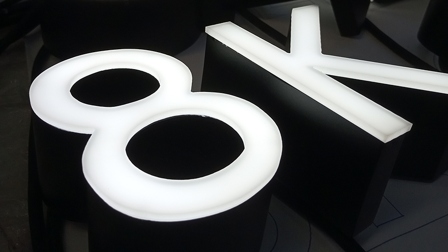 亞克力發(fā)光字維護保養(yǎng)方法有哪些？