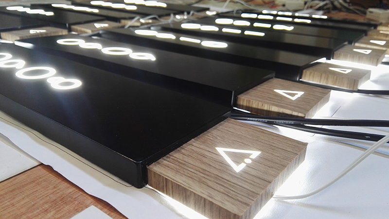 LED門牌發(fā)光字使用吸塑字有哪些好處？