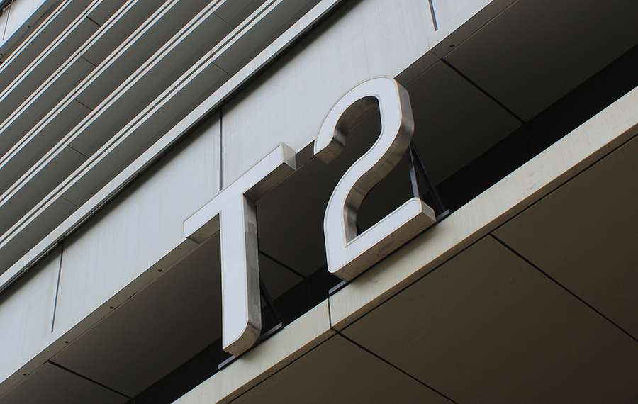 戶外發(fā)光字的常見類別和防水措施有哪些？