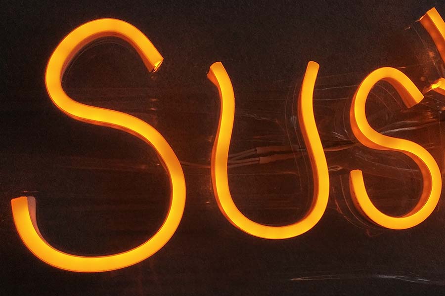 霓虹燈條字的主要特點優(yōu)勢有哪些？