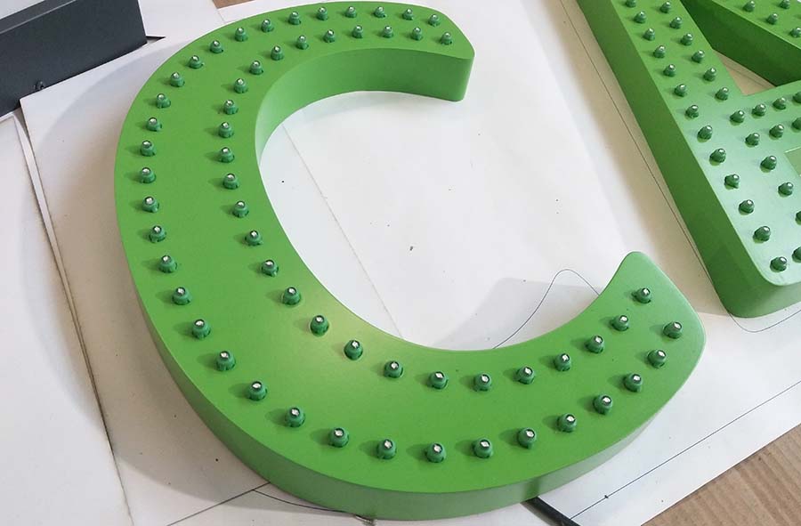 穿孔字制作的步驟和方法有哪些？