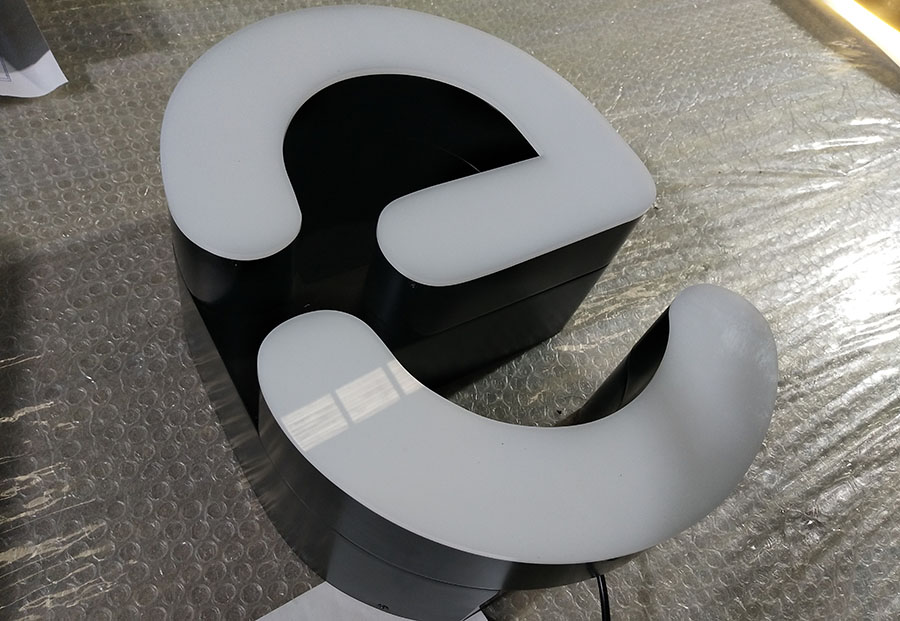 無邊框發(fā)光字制作步驟有哪些？