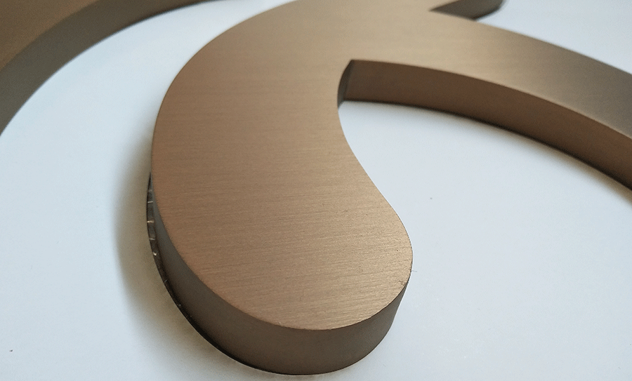 金屬?gòu)V告字三點(diǎn)注意事項(xiàng)有哪些？