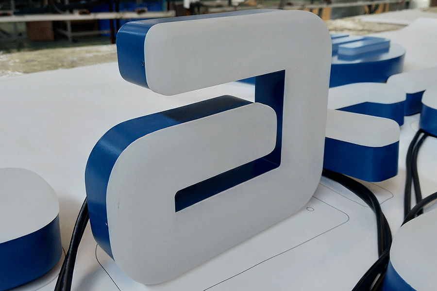 中高端精品店門(mén)頭發(fā)光字可以用哪幾種？