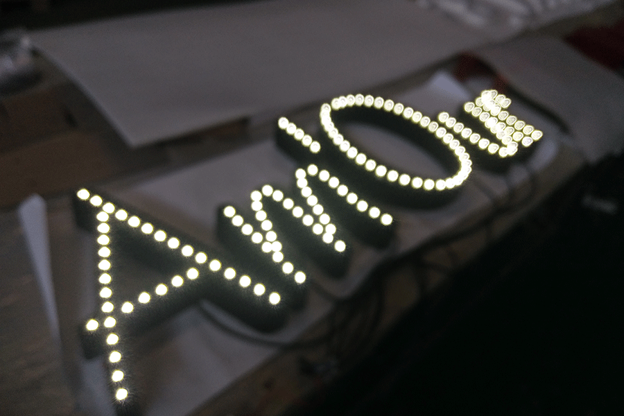 沖孔發(fā)光字標(biāo)識牌的制作工藝流程，你知道多少？