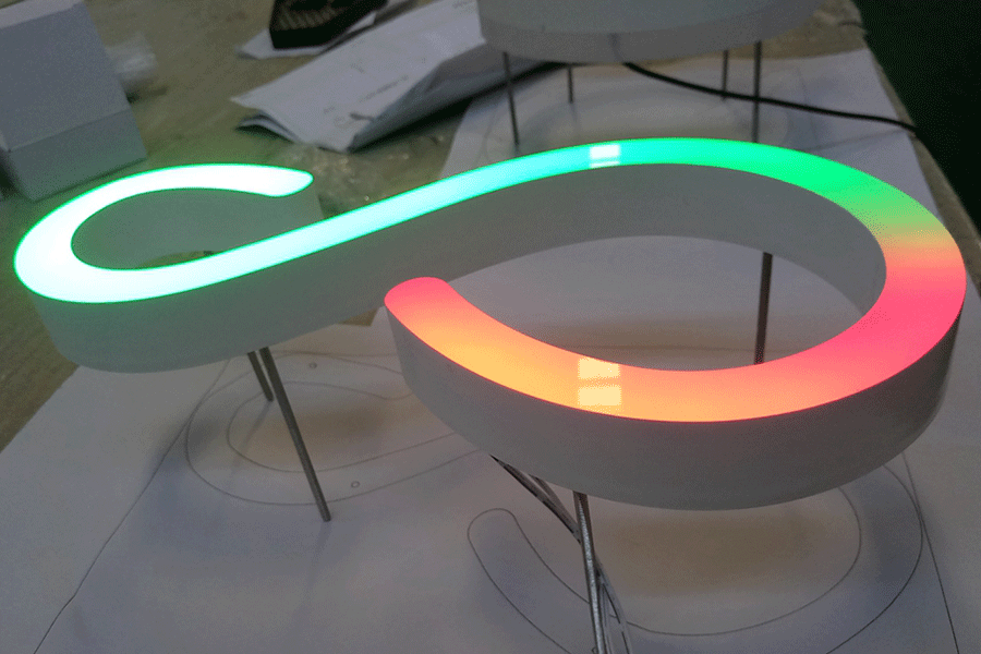 迷你字發(fā)光標(biāo)識(shí)有哪些優(yōu)點(diǎn)？