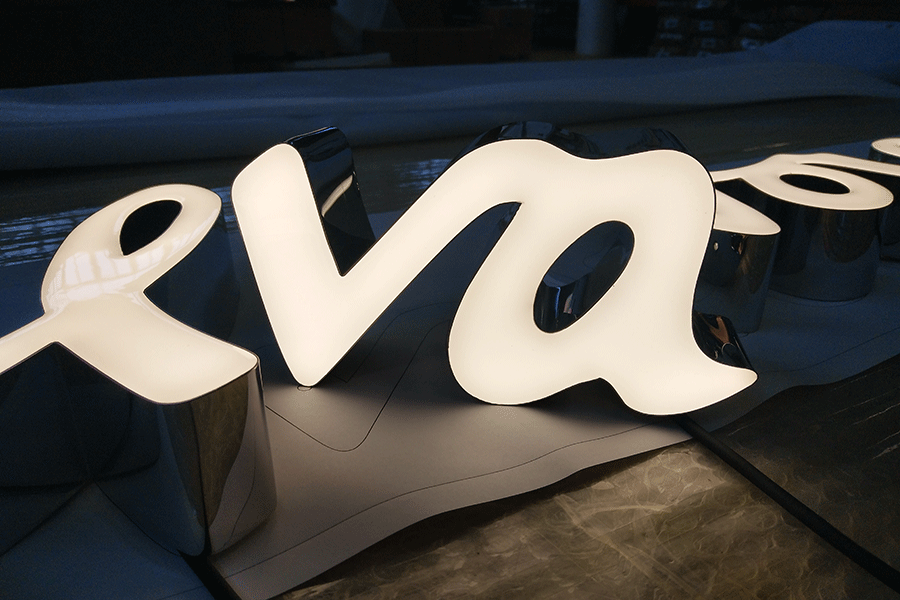 樹脂發(fā)光字制作過程中要注意哪些細節(jié)？