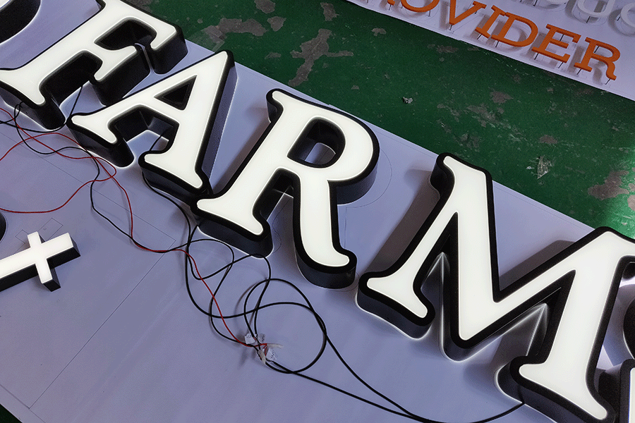 發(fā)光字制作尺寸有什么要求？