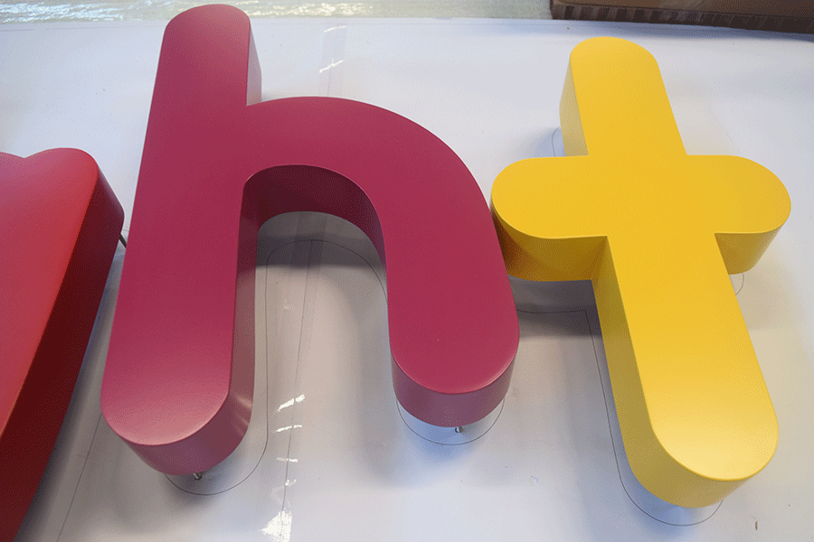 金屬烤漆字為什么這么受歡迎？