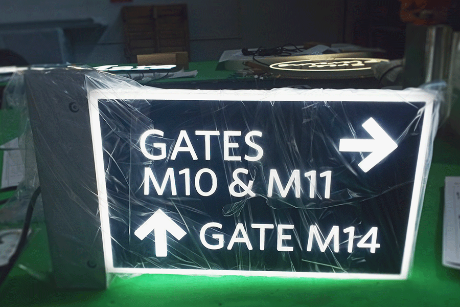 三面發(fā)光字設(shè)計制作有什么特性？