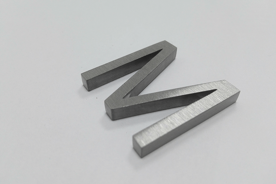 金屬實心字門牌有哪些安裝方式？