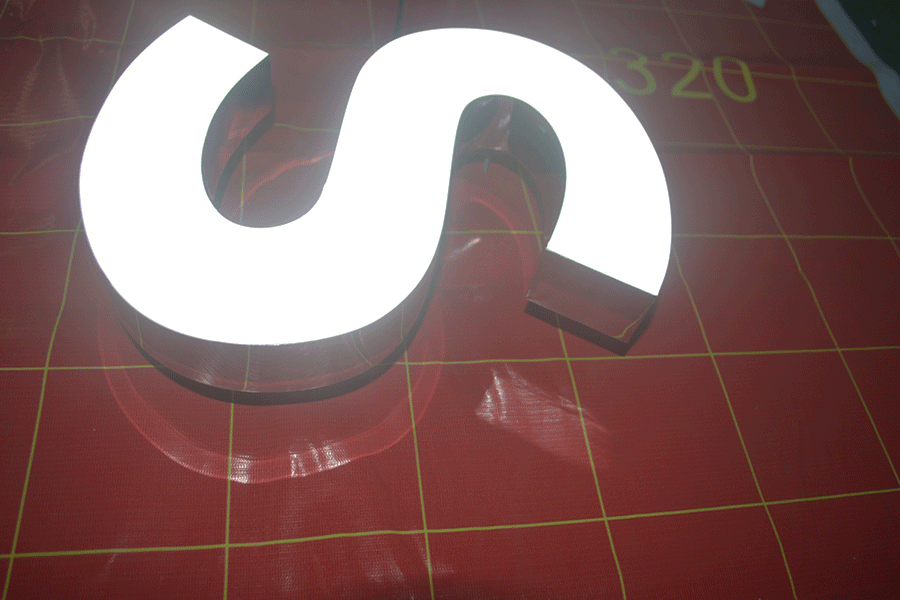 怎么處理led樹脂字發(fā)黃的問題？