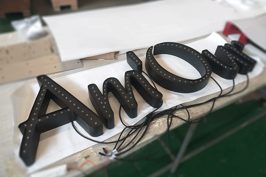 制作外露LED樓頂大字需注意哪些細節(jié)？