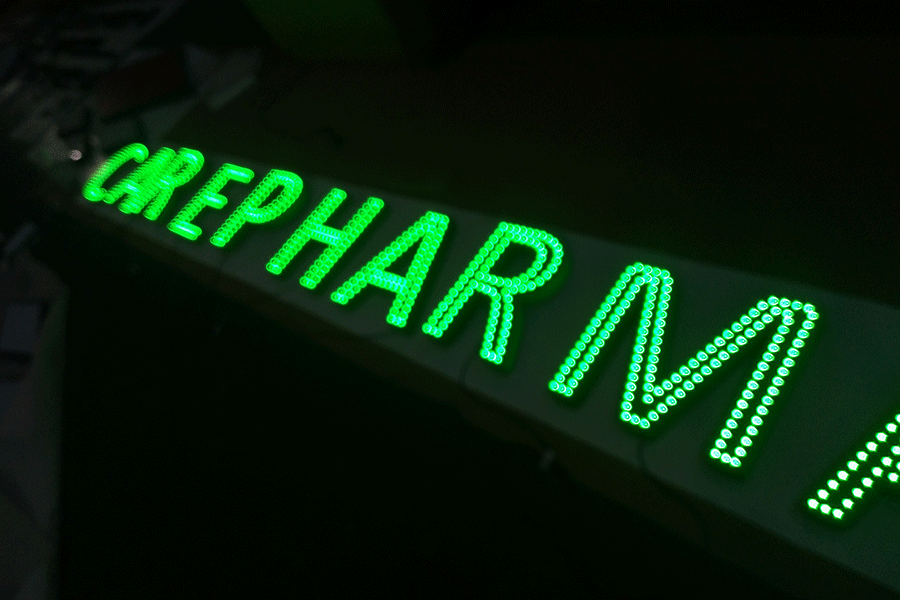 彩色沖孔字有什么優(yōu)勢特點？