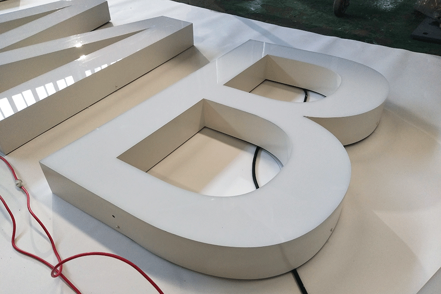 LED亞克力字有哪些優(yōu)缺點？