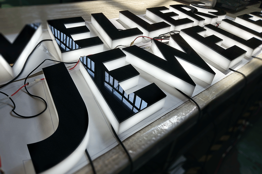 亞克力廣告招牌有什么優(yōu)勢及效果？