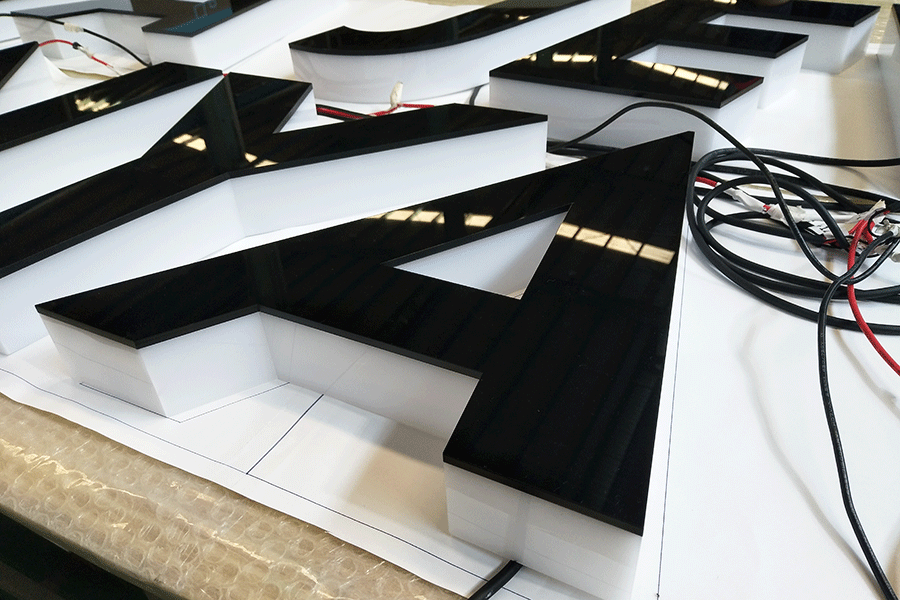 制作亞克力無邊框字有什么優(yōu)勢及效果？