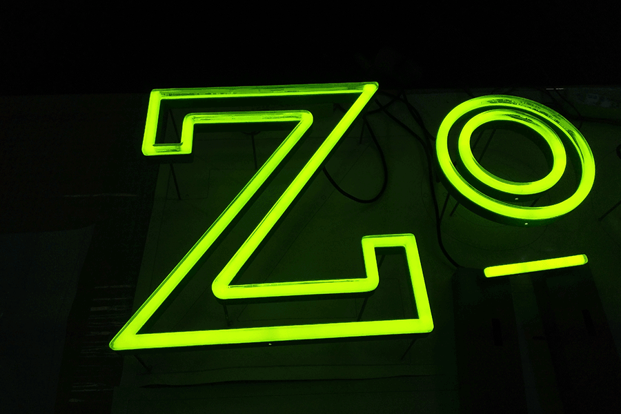 設計制作led仿霓虹字有什么優(yōu)質(zhì)特點？