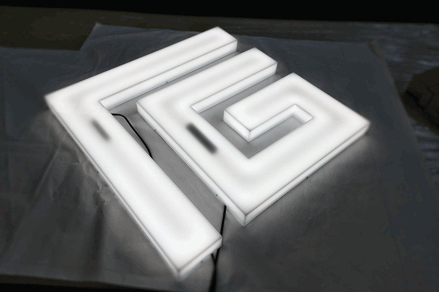 定制LED門頭發(fā)光字如何設(shè)計才好看？