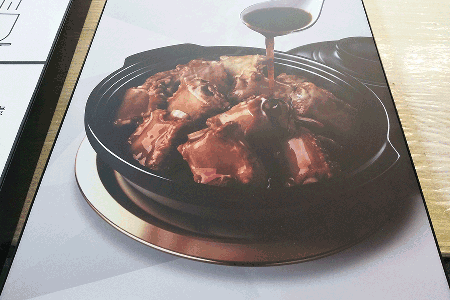 卡布燈箱標(biāo)識標(biāo)牌制作有什么特征？