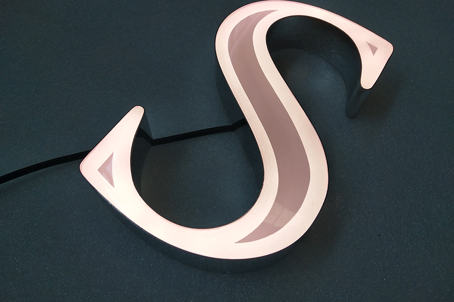 樹脂字標(biāo)識標(biāo)牌制作有什么特征？