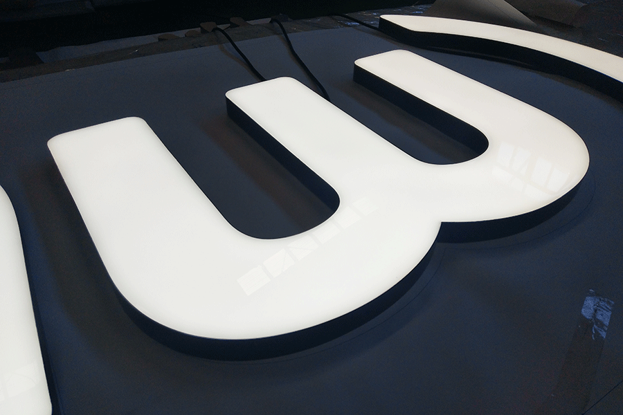 樹脂字標識標牌定制有哪些特色？