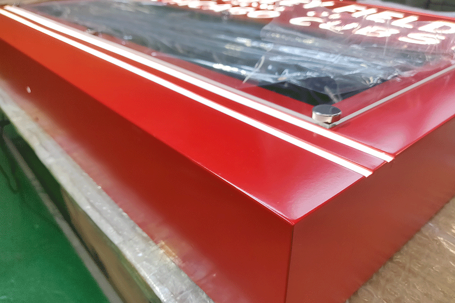 鏤空燈箱發(fā)光標(biāo)識(shí)制作有哪些特征？