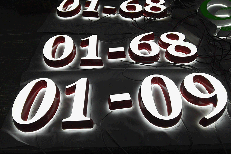 迷你字標識標牌制作有哪些優(yōu)點？