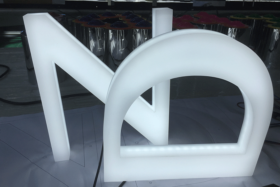 迷你字發(fā)光標(biāo)識牌設(shè)計制作有哪些特點？