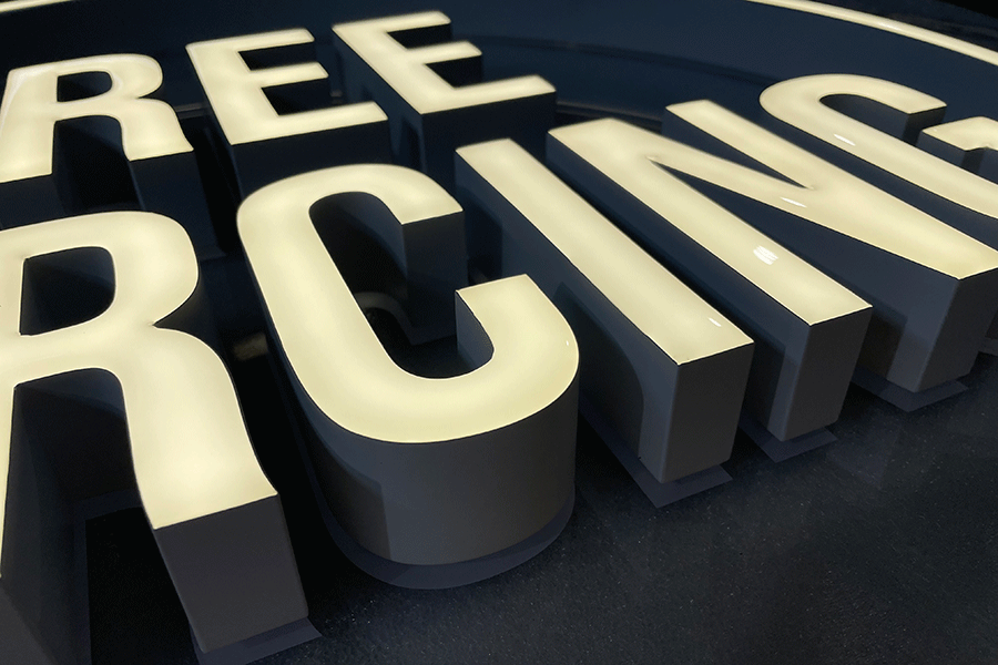 樹脂發(fā)光字標識標牌設(shè)計制作有什么特色？